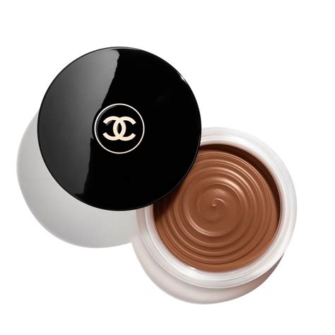 chanel creambronzer|Chanel brush for bronzing cream.